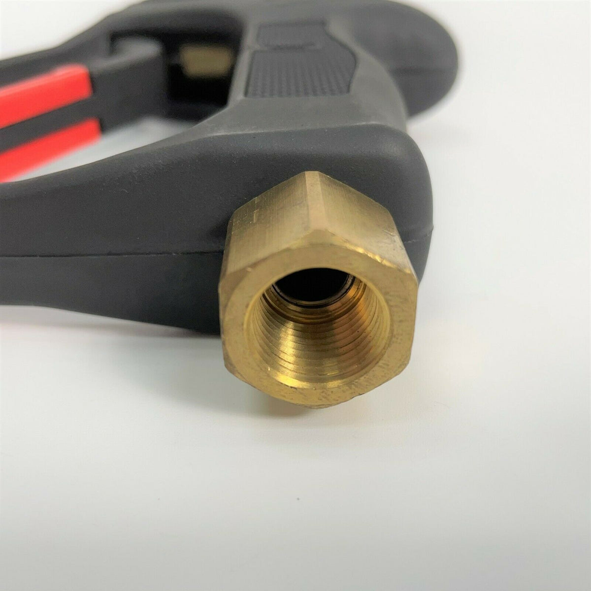 5000 PSI Pressure Washer Gun 3/8 IN. Inlet 1/4 IN. Female Outlet 10.5 GPM With Trigger Lock Easy Grip For High Temp Applications image 5